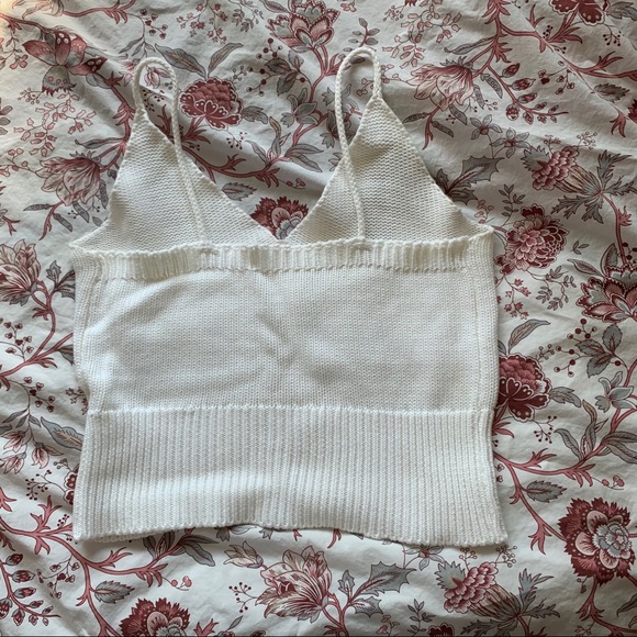Brandy Melville Luna Top - Picture 5 of 6